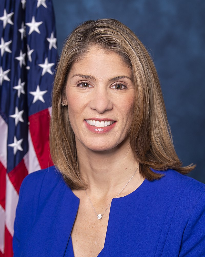 portrait of Congresswoman Lori Trahan 