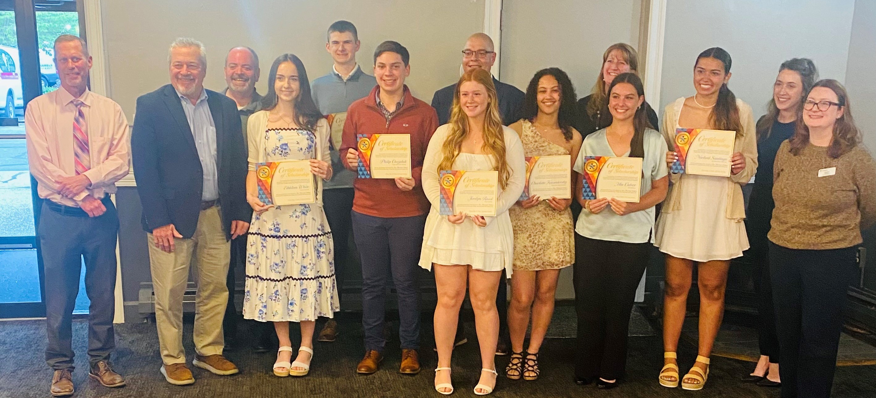 Group photo of recipients